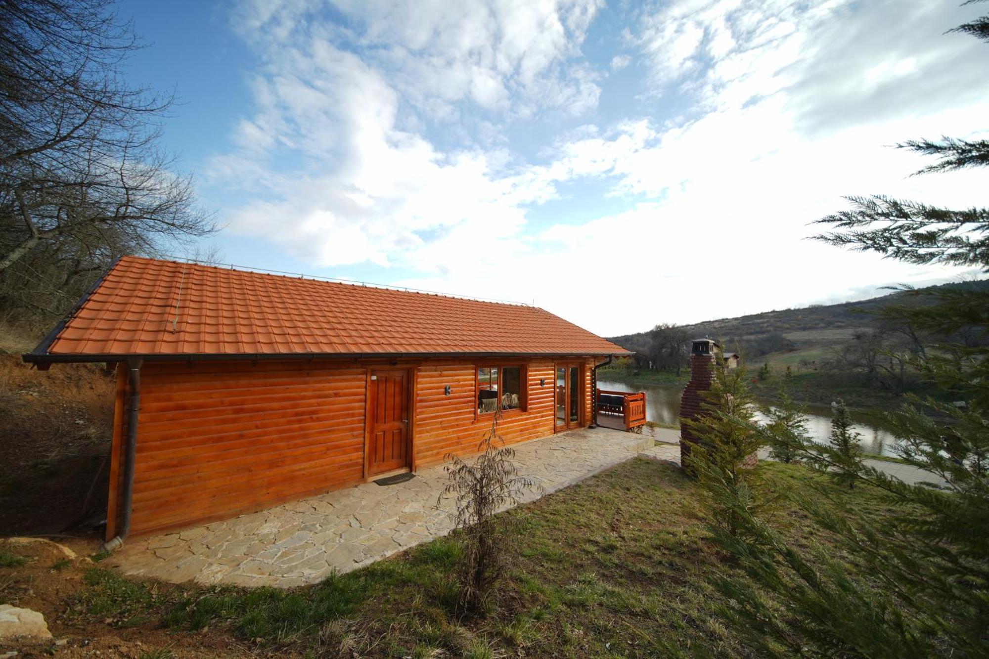 Bioland Villa'S Novoberdo Екстер'єр фото